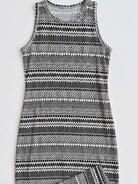 Old Navy Black & White Abstract Print Sleeveless Summer Dress - XS Petite